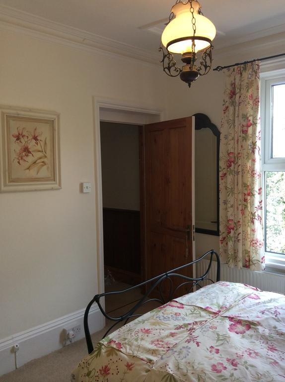 ドーリッシュ The Coach House Bed & Breakfast エクステリア 写真