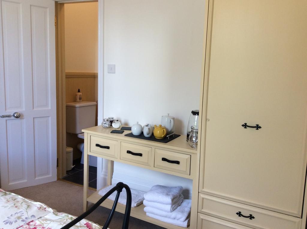 ドーリッシュ The Coach House Bed & Breakfast エクステリア 写真