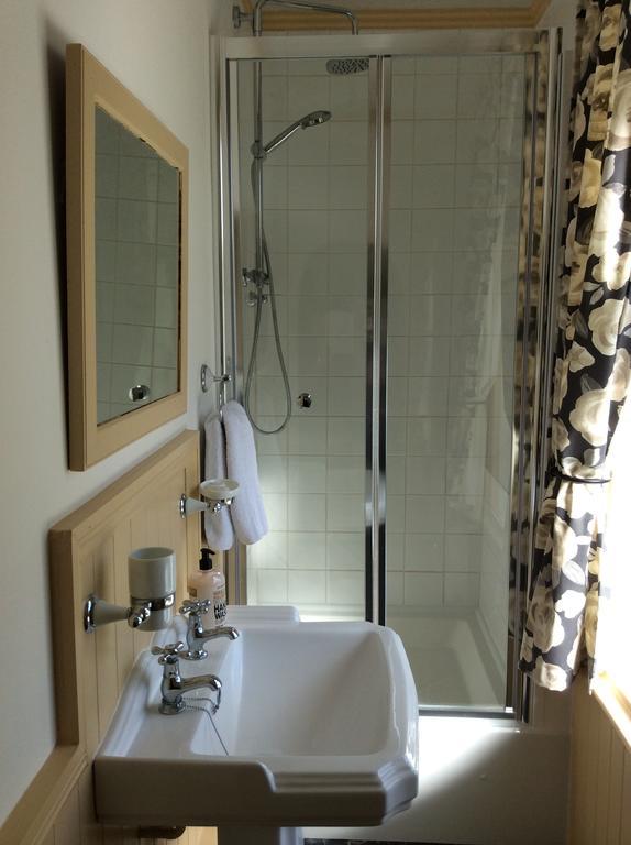 ドーリッシュ The Coach House Bed & Breakfast エクステリア 写真
