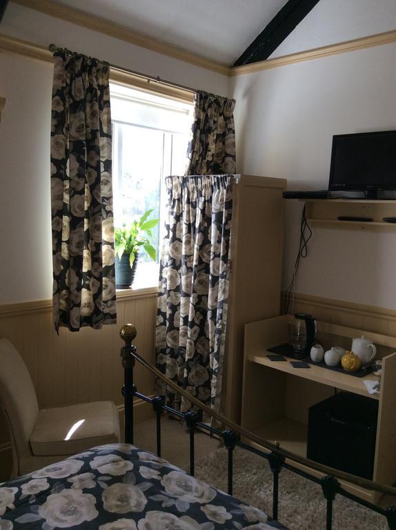 ドーリッシュ The Coach House Bed & Breakfast エクステリア 写真