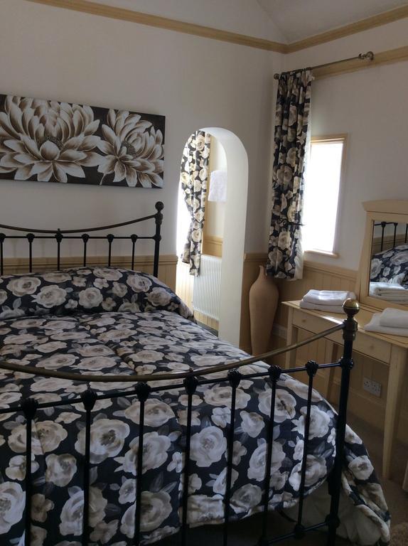 ドーリッシュ The Coach House Bed & Breakfast エクステリア 写真